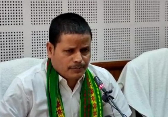 Minister Bhagaban Das escaped from media after being asked about JRBT result publication Minister Bhagaban Das escaped from media after being asked about JRBT result publication